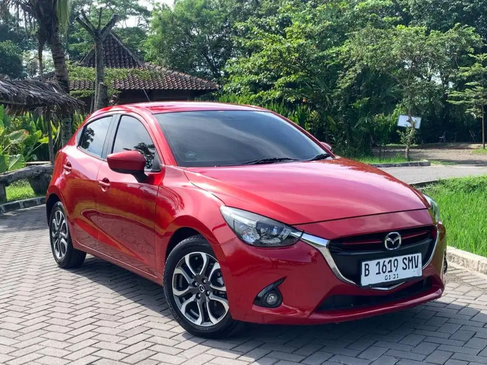 MAZDA 2 R SKYACTIVE MATIC LOW KM