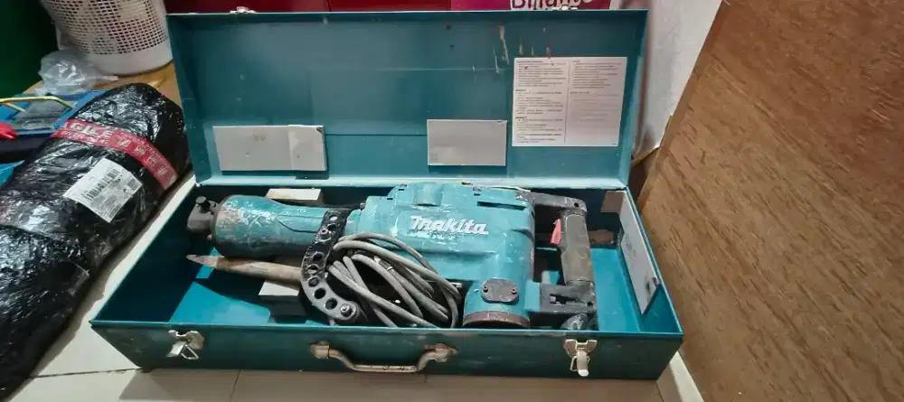 Bor Beton Percussion Hammer  HM 1306