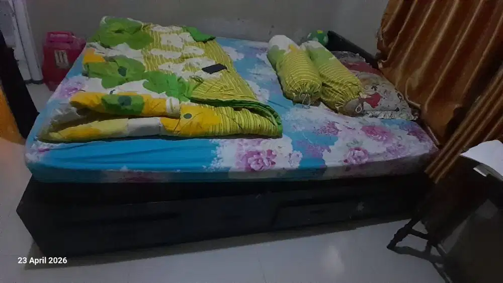 dipan jati minimalis 180x200