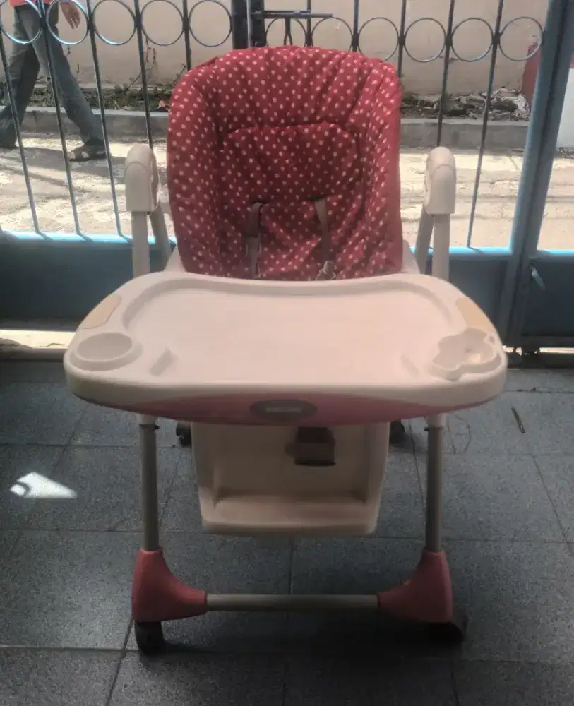 Kursi Makan Bayi Babydoes
