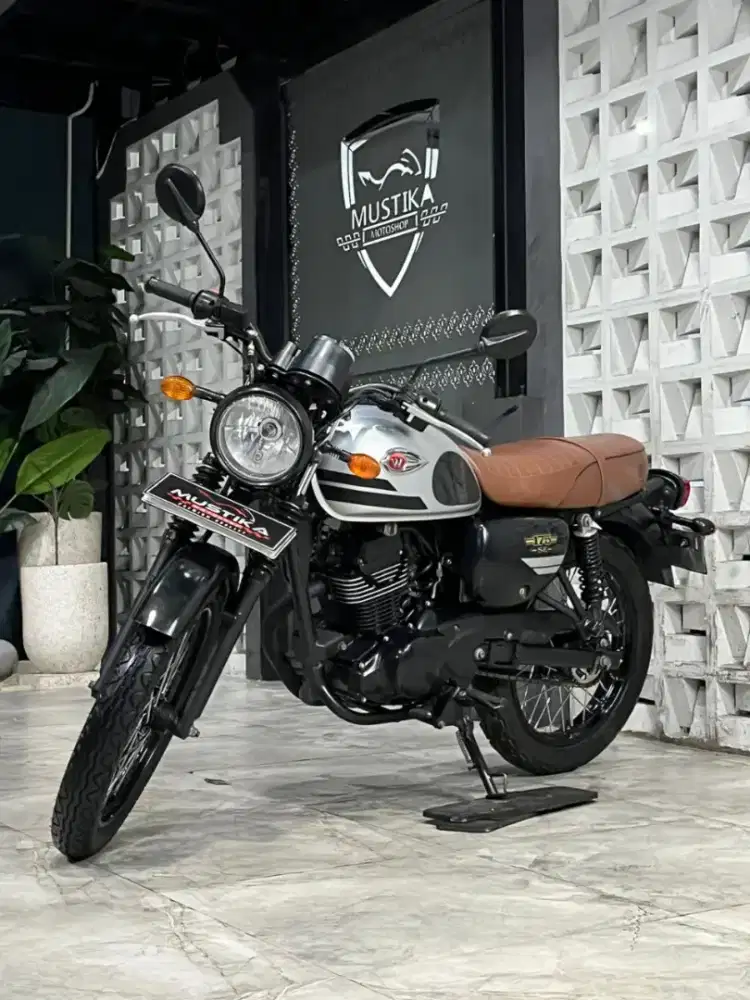 Retro Bike‼️Kawasaki W175 SE 2019. DANNY Mustika Motor Sulfat Malang