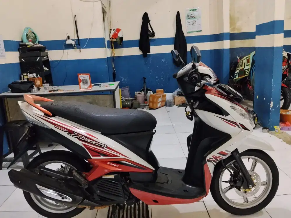 # Di jual Yamaha Xeon karbu 2012 gres orisinil siap pakai