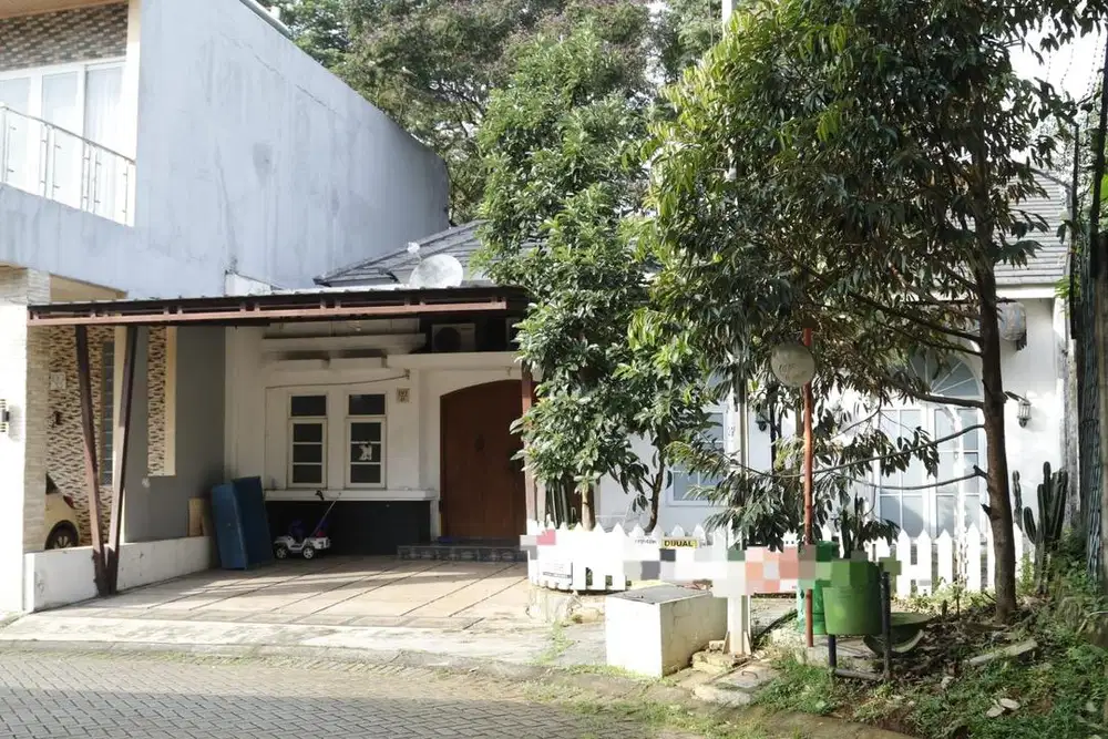 Dijual rumah  rapi posisi hook di cibubur country