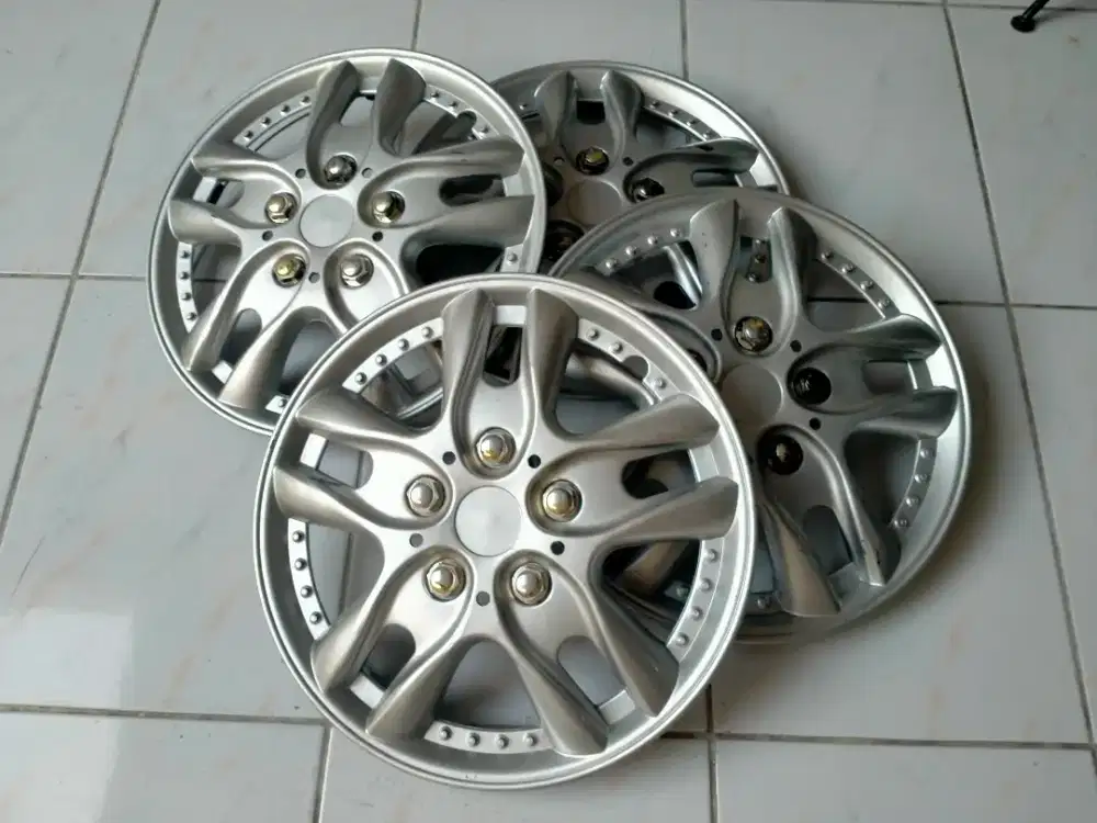 4 pcs wheeldop/ whildop mobil , diameter 39.5 cm