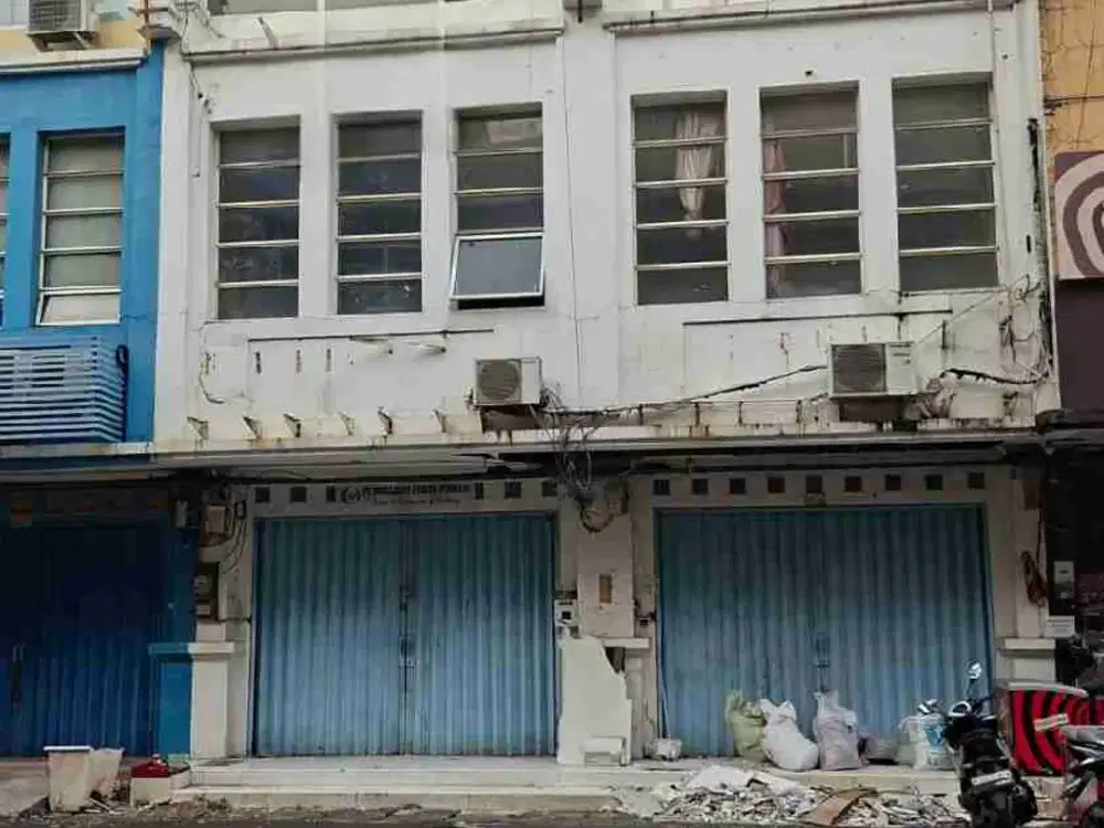 Dijual 2 Ruko Gandeng Dipertokoan Mutiara Taman Palem Dekat Mall