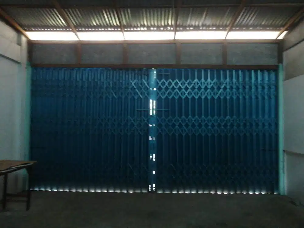 Ruko strategis pinggir jalan