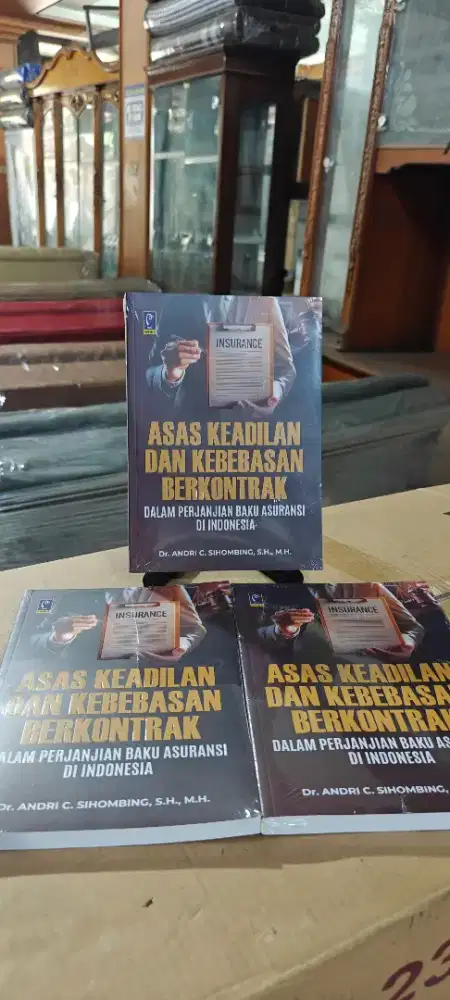 Buku asas keadilan dan kebebasan berkontrak