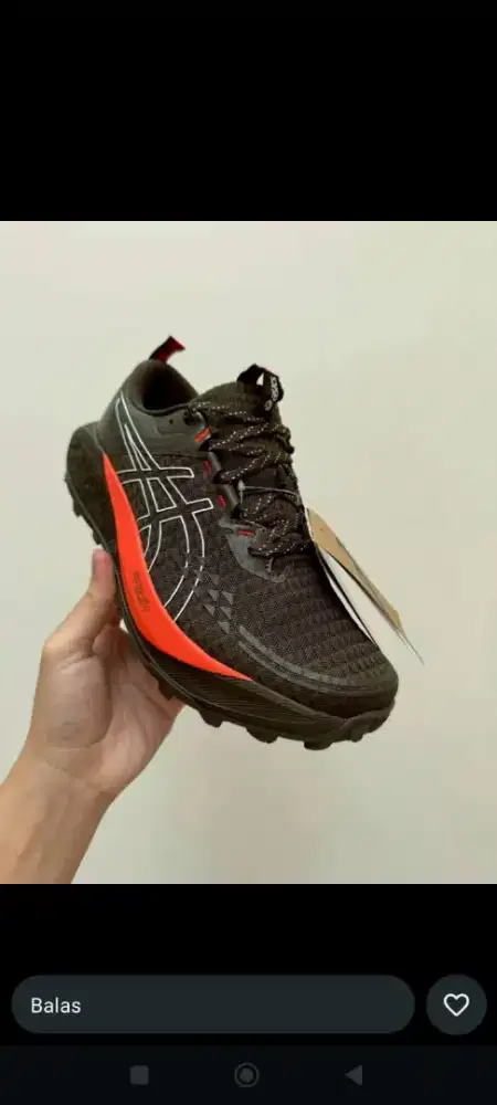 Sepatu ASICS

GEL TRABUCO 13