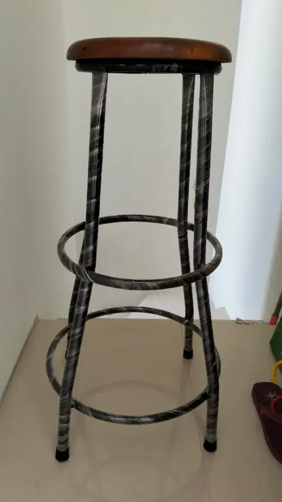 KURSI TINGGI 75CM BARU