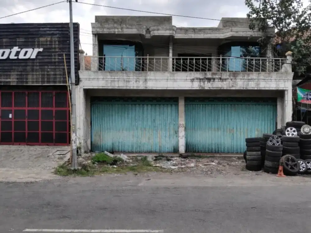 Bangunan Nol Raya Baratajaya Strategis Area Komersial