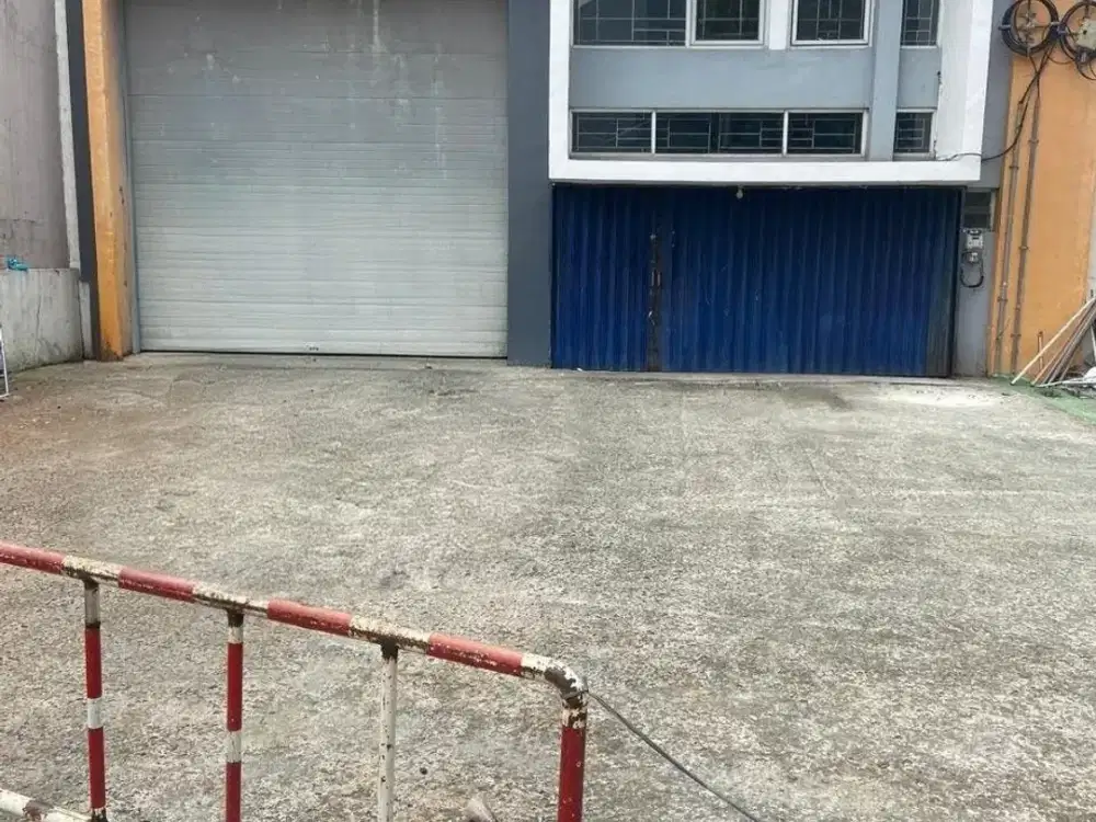 Disewakan Gudang Siap Huni di Bizpark 2 Cakung, Jakarta Garden City