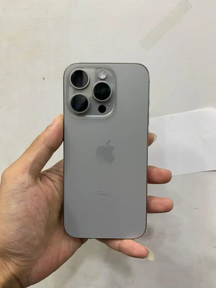 iPhone 15 Pro 128GB natura  titanium resmi iBox
