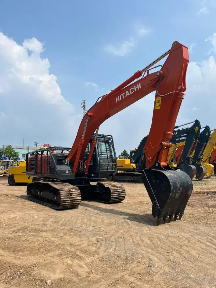 Hitachi Zaxis210F-5G Tahun 2021