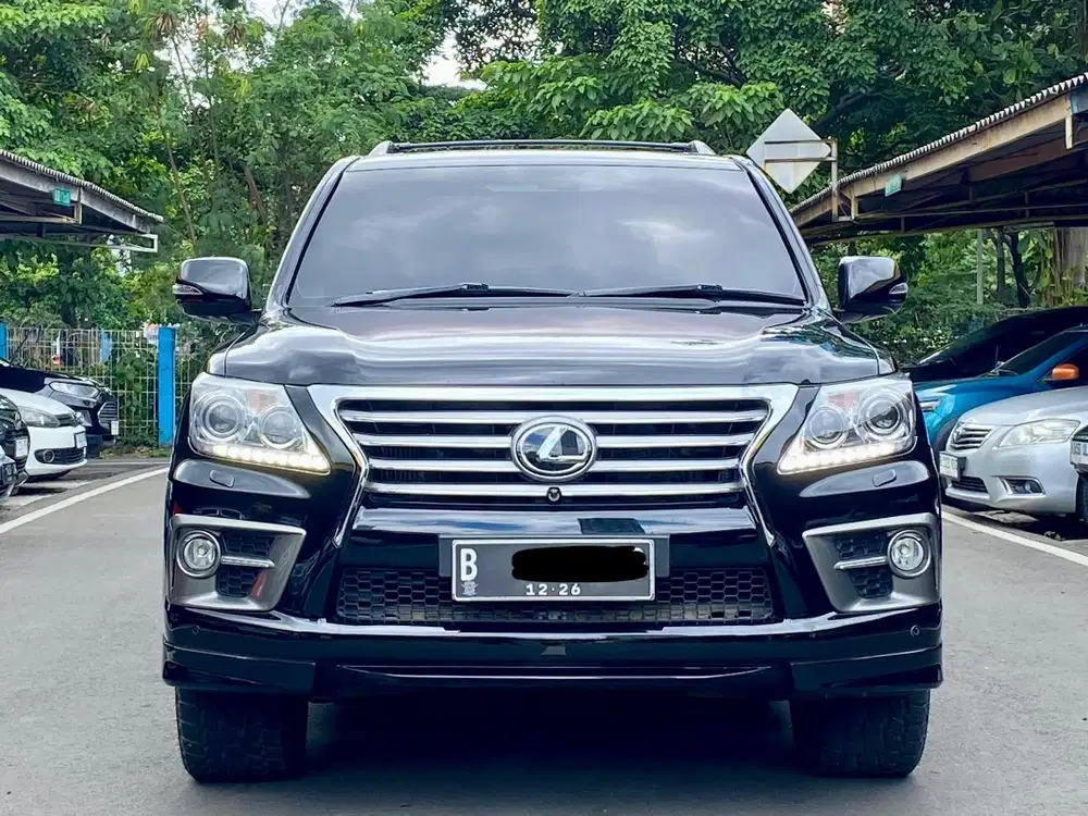 ANTIK‼️ LEXUS LX570 AT HITAM 2014