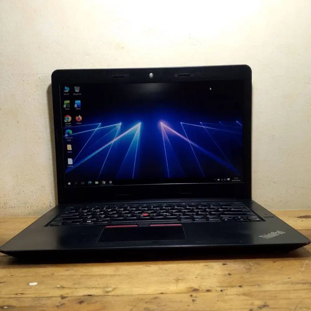 Lenovo Thinkpad E470 core i3 gen 7 Ram 8 GB SSD 128 GB FHD