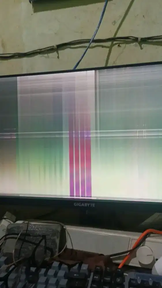 Monitor gigabyte g24f layar flickering