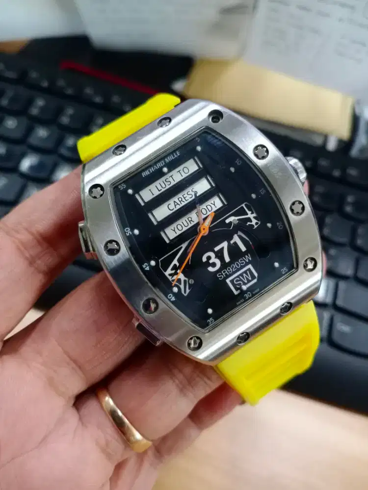 Jam pria RM mesin batre sesuai foto