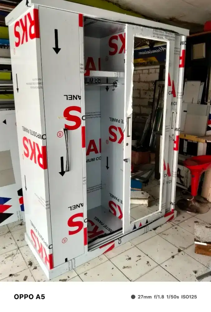 Lemari aluminium acp double layer