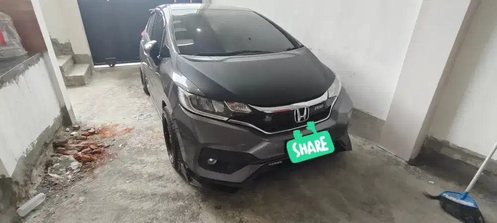 Jual mobil honda jazz gk5 facelift M/T 2017(akhir)