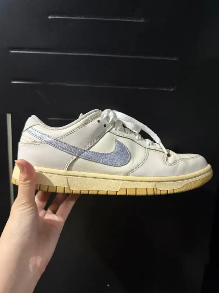 Di Jual Sneakers Nike