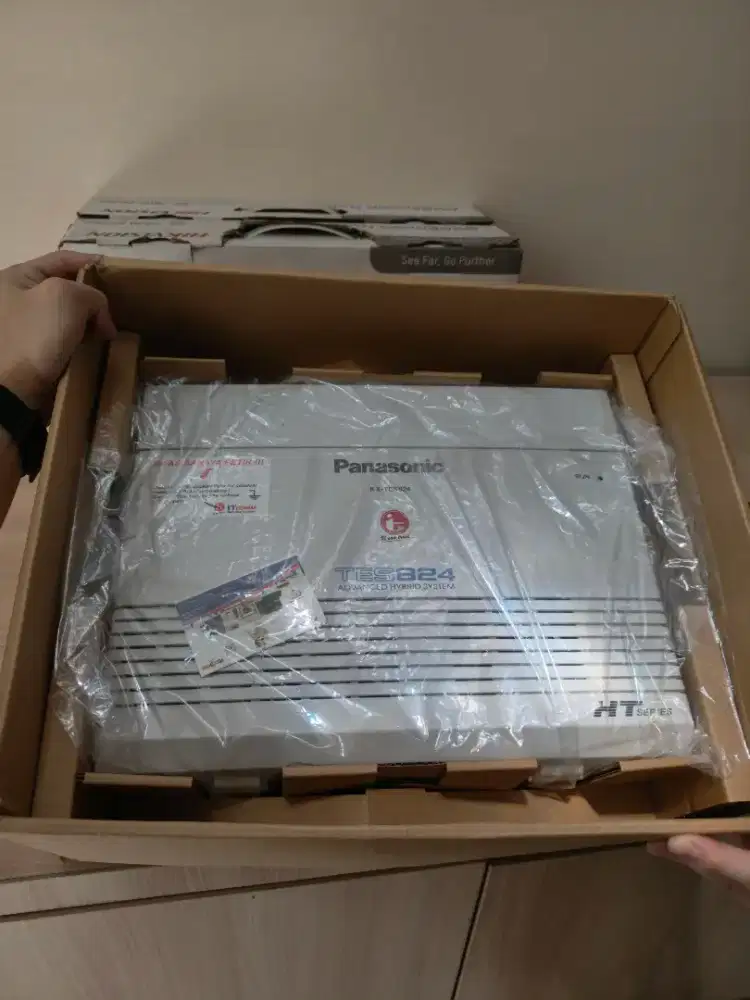 PABX Panasonic KX-TES824ND + KX TT7730 Bekas