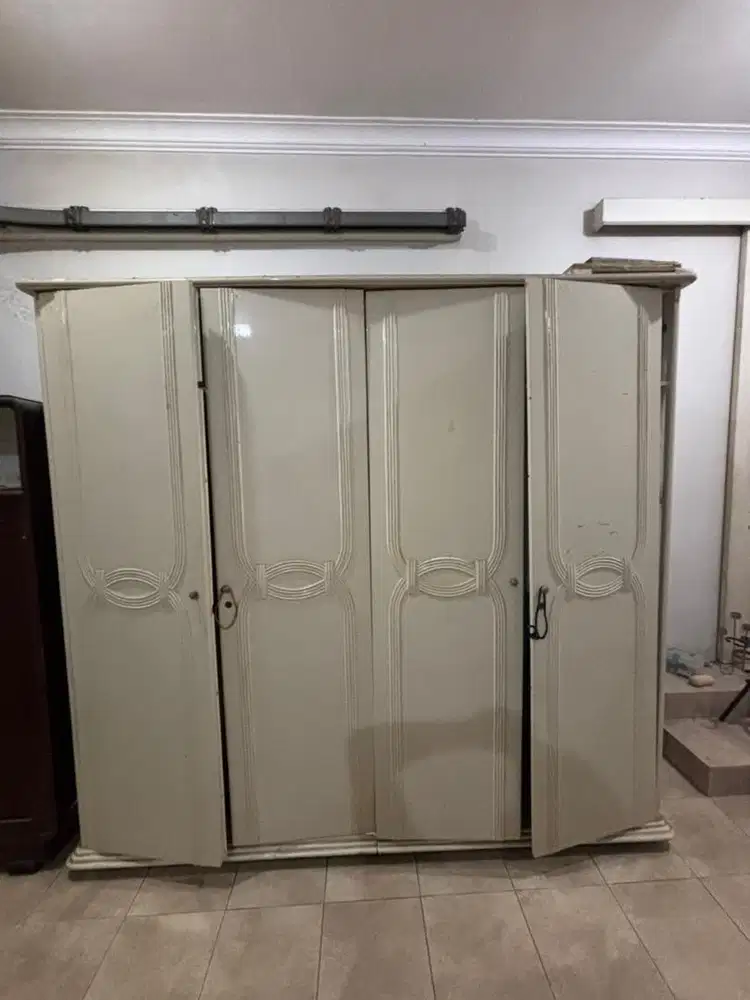 Lemari Pakaian murah