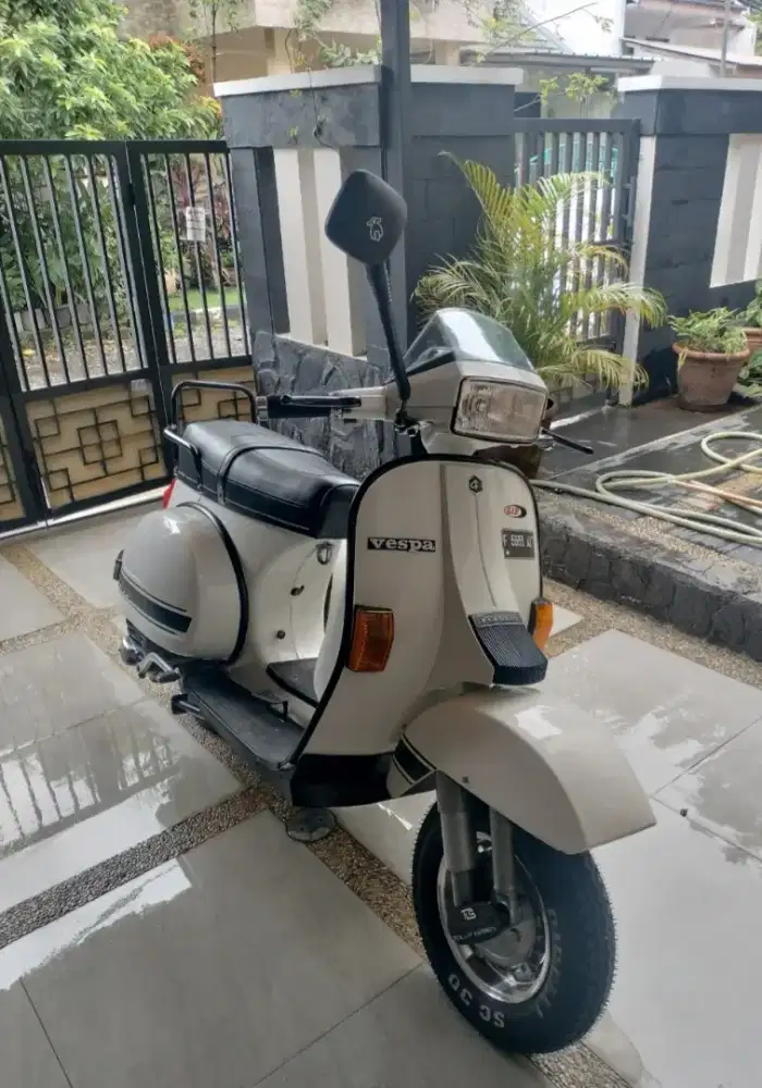Vespa Excel 150 electric stater