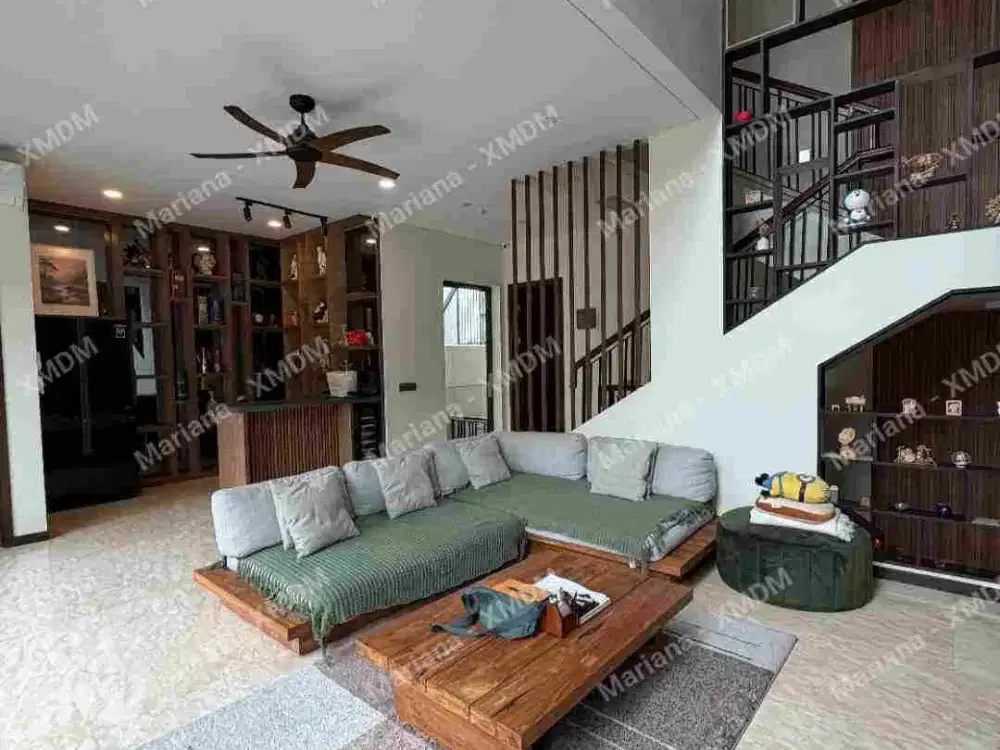 RUMAH MEWAH 3 Lantai THE ZORA KIMORA, SUDAH DIRENOVASI