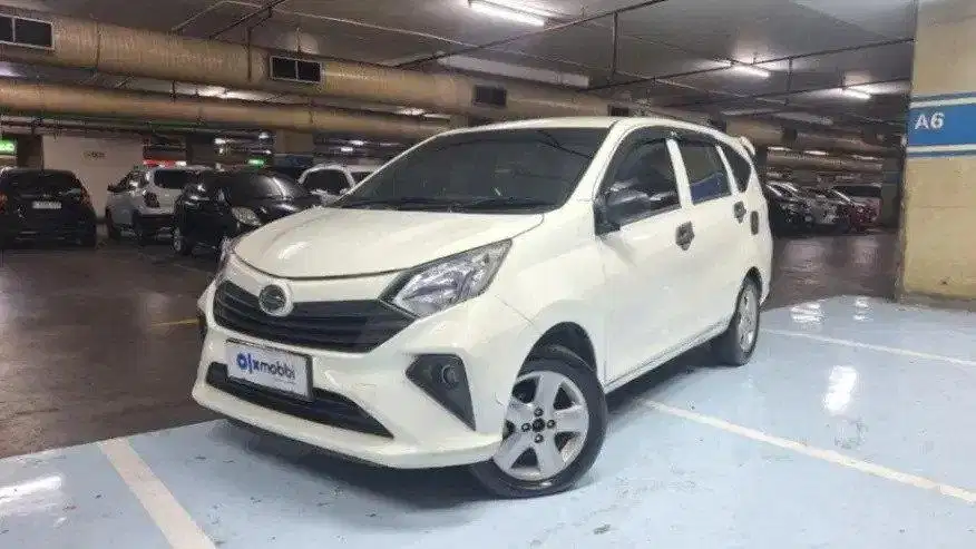 DP RENDAH - Daihatsu Sigra 1.0 D Bensin-MT 2022