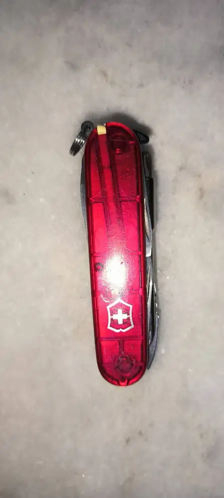 Victorinox Cyber Tool 41 - Merah Transparan