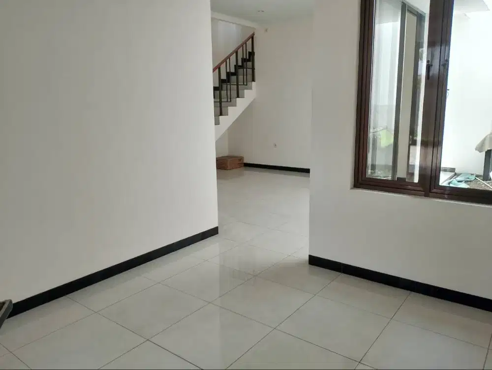 TKI 5 Rumah Baru Jual Rugi Strategis Siap Huni