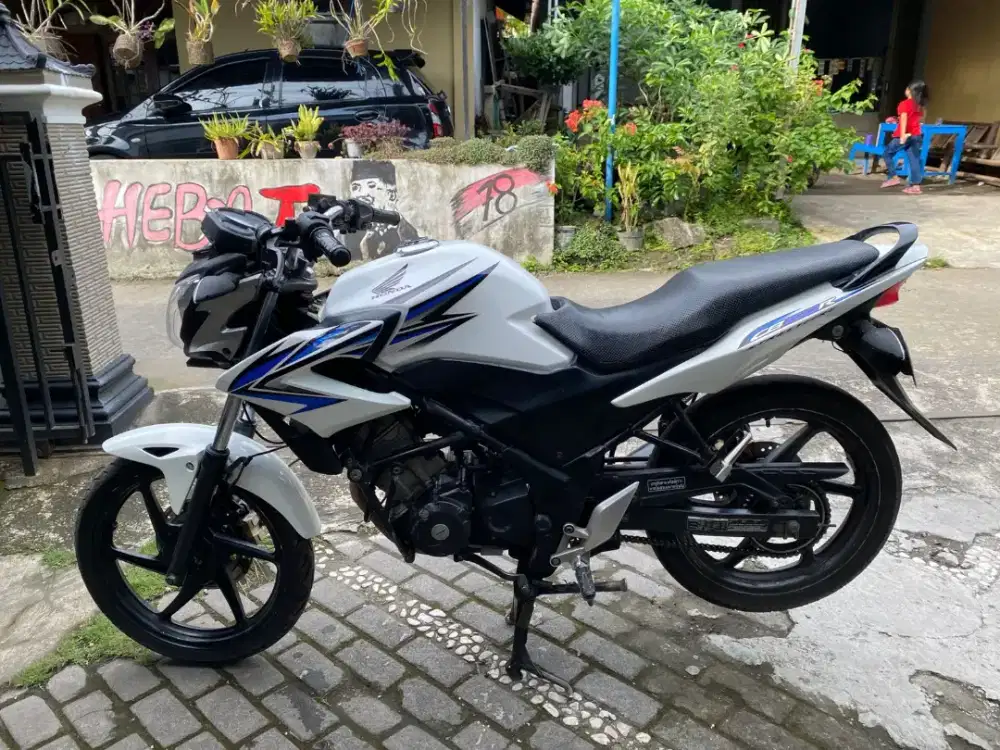 Cb 150 R THN 2014 plat AA Magelang