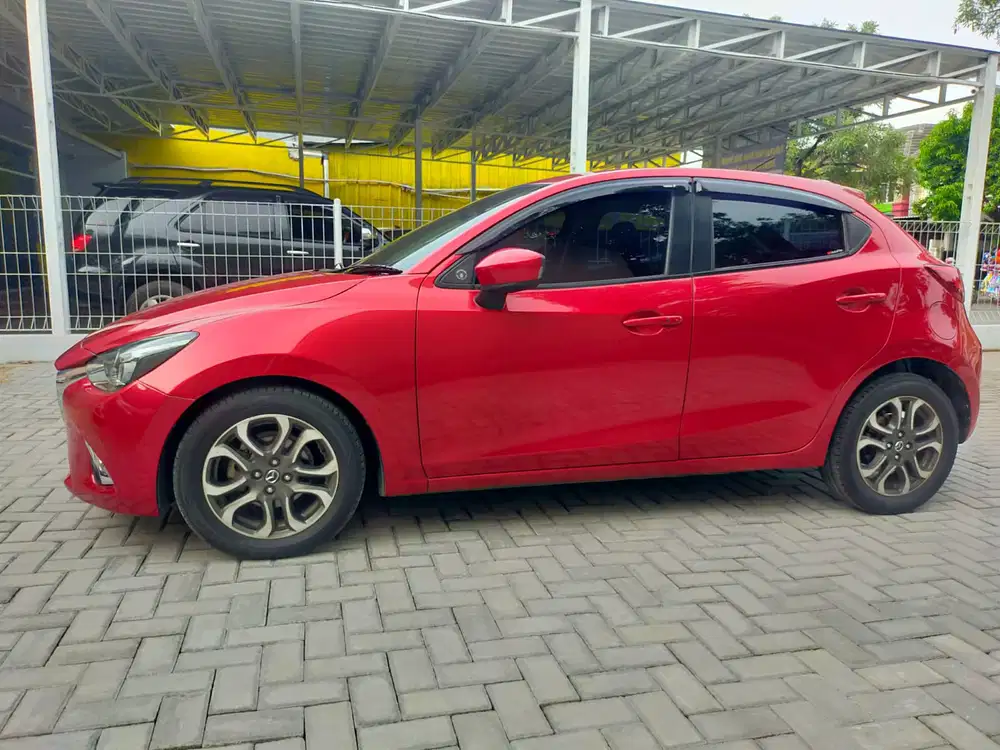 Mazda 2 2015 Bensin