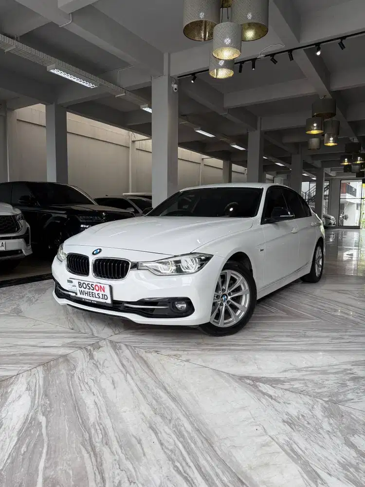 2018 2018 BMW 320i LCi Sport F30