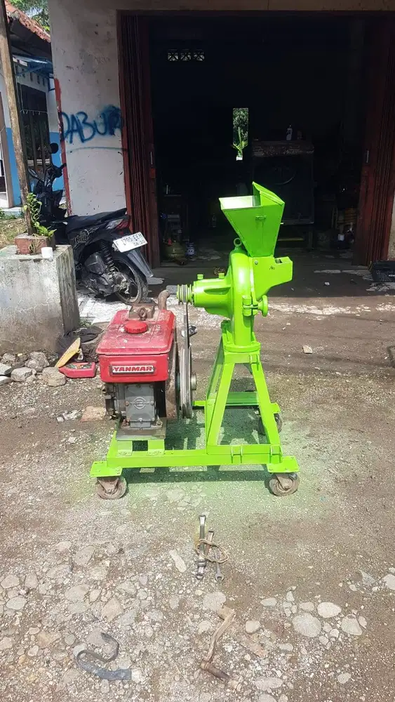 Jual Mesin Penggiling Tepung Beras Kondisi Siap Pakai