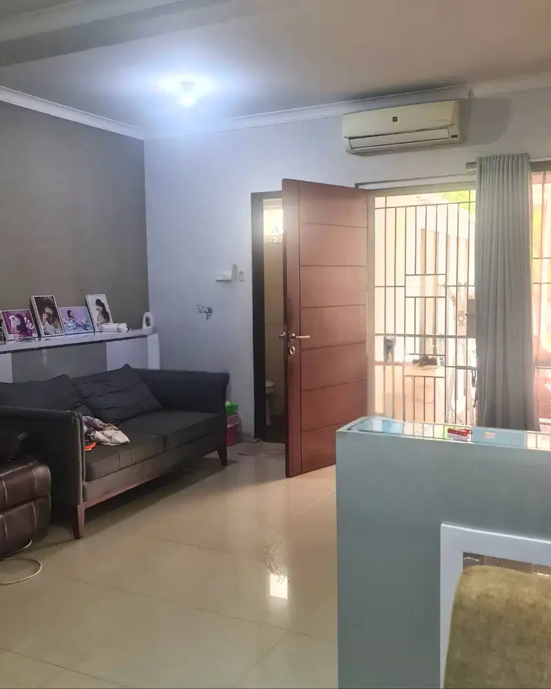 Holis Regency Bandung Rumah multiguna Semi Furnished Dekat Tol