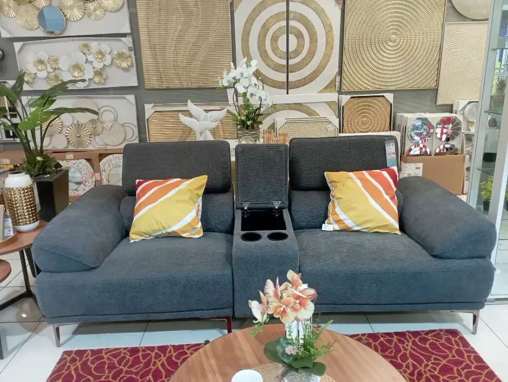 LIVY  3 SEAT FABRIC 220×102×(79-92) COLOR GREY CICILAN TANPA DP