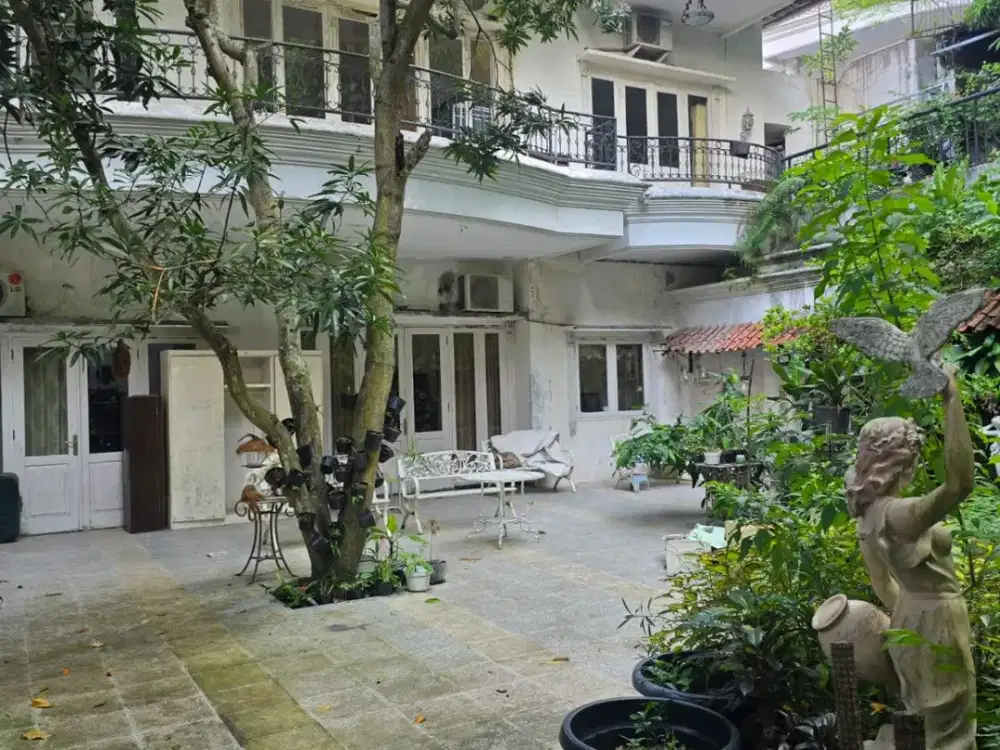 Dijual Rumah Mewah Lokasi Asri Di Jl. Bukit Baladewa Bukit Sari Semarang