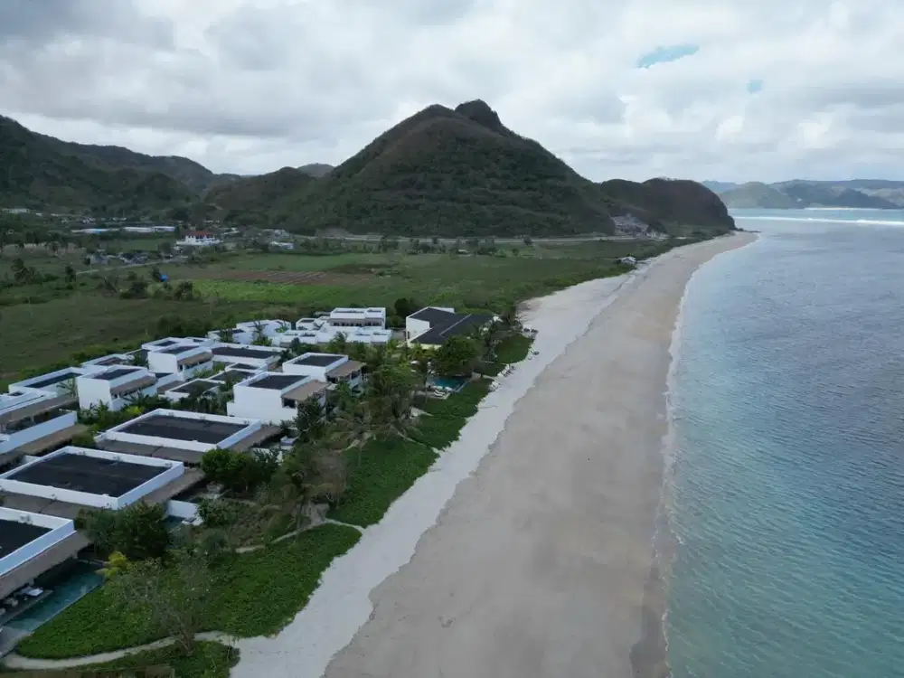 Tanah pinggir jalan dekat Pantai di Torok aik beleq
