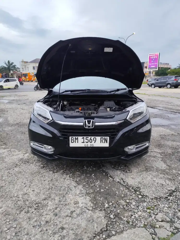 HONDA HR-V 1.8 PRESTIGE METIK 2015