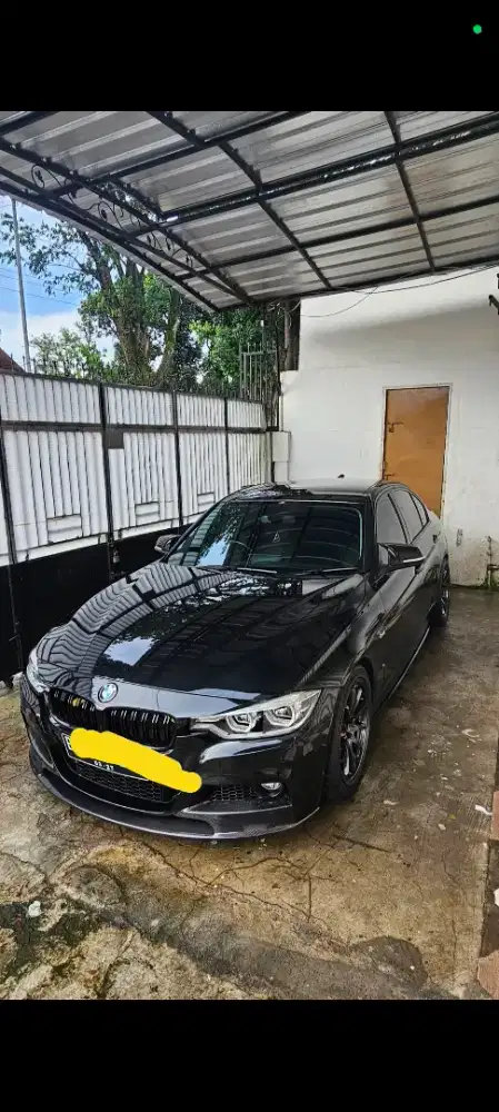 BMW 320i 2016 2017 , plat B depok