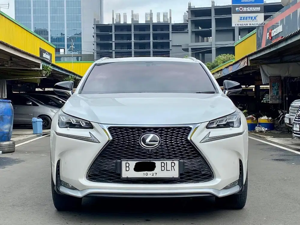 LEXUS NX200T F SPORT AT PUTIH 2016