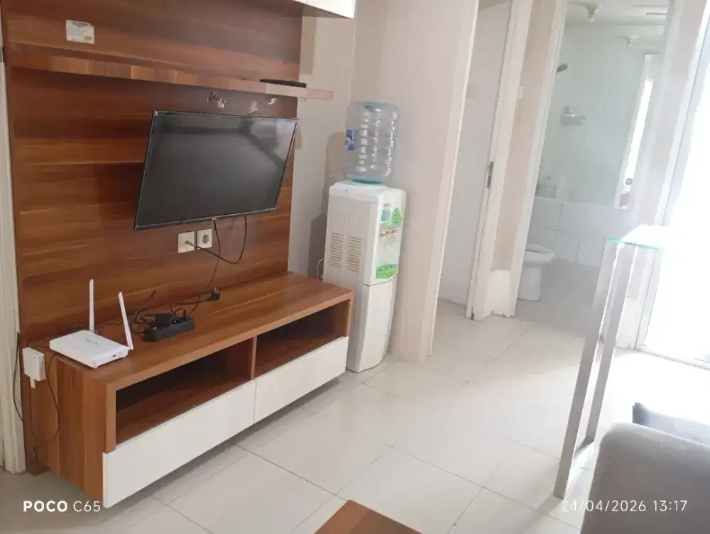 DISEWAKAN APARTEMEN BASSURA CITY 2 KAMAR FURNIS DIATAS MALL