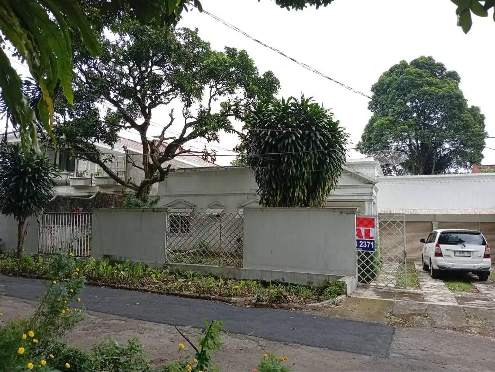 Disewakan/Dijual rumah Lingkungan Heritage