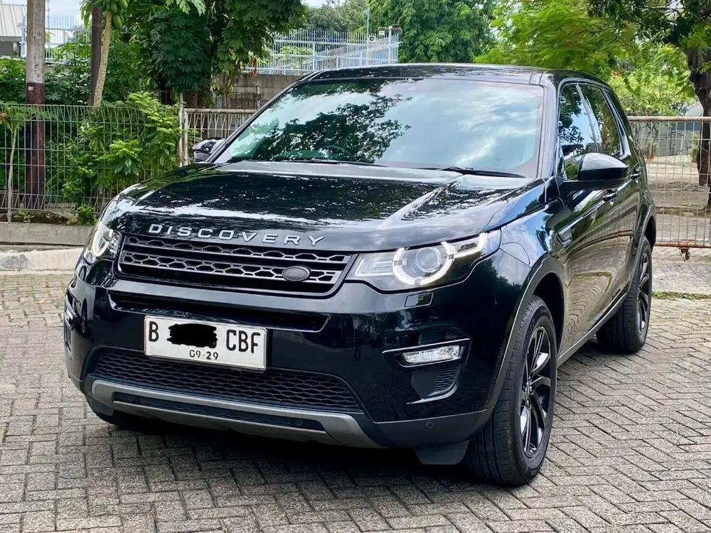 LAND ROVER DISCOVERY SPORT AT 2.0 HITAM 2018