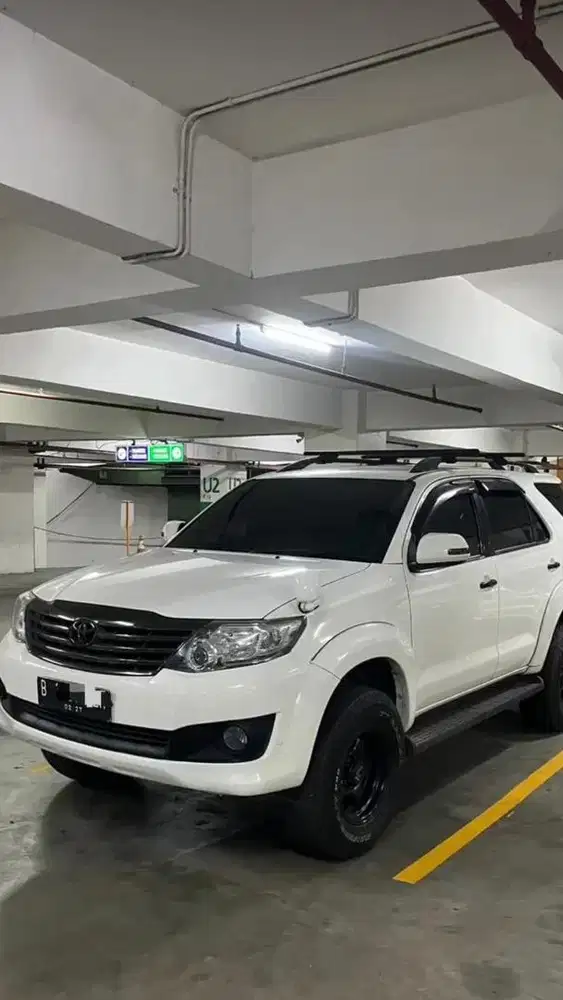 DIJUAL TOYOTA FORTUNER G VNT DIESEL 2011