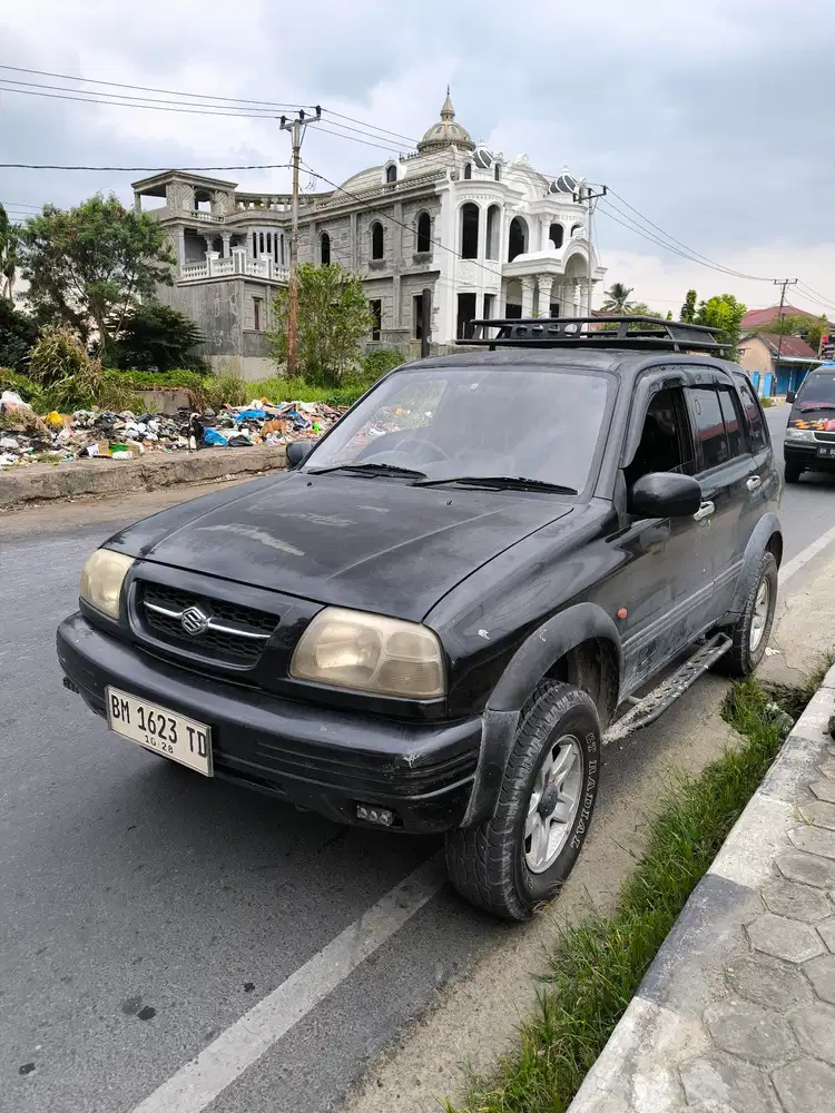 Suzuki Escudo 2003 Bensin 1.6