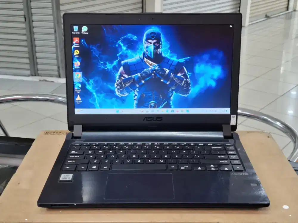 Laptop ASUSPRO P1440FAC/Prosesor Intel Core i5-10210U Ram 8GB/SSD256GB