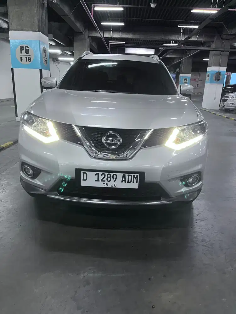Nissan X-Trail 2015 Bensin