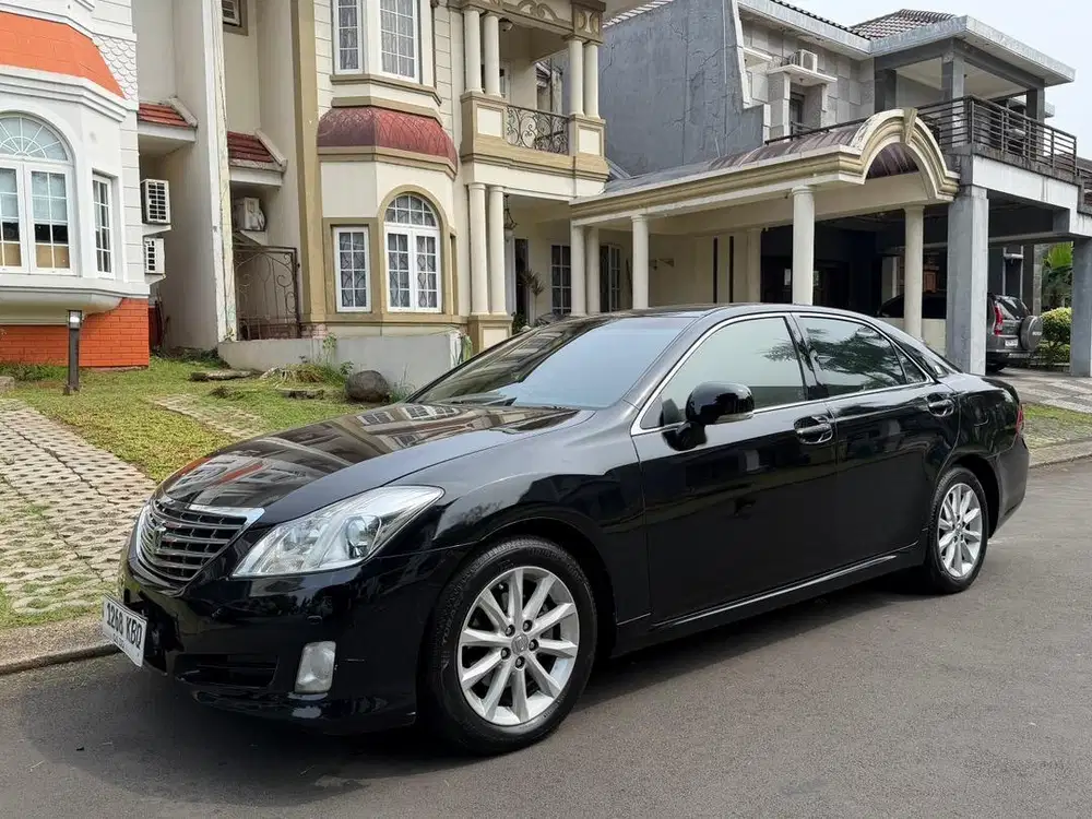 Toyota crown royal salon ex sekneg